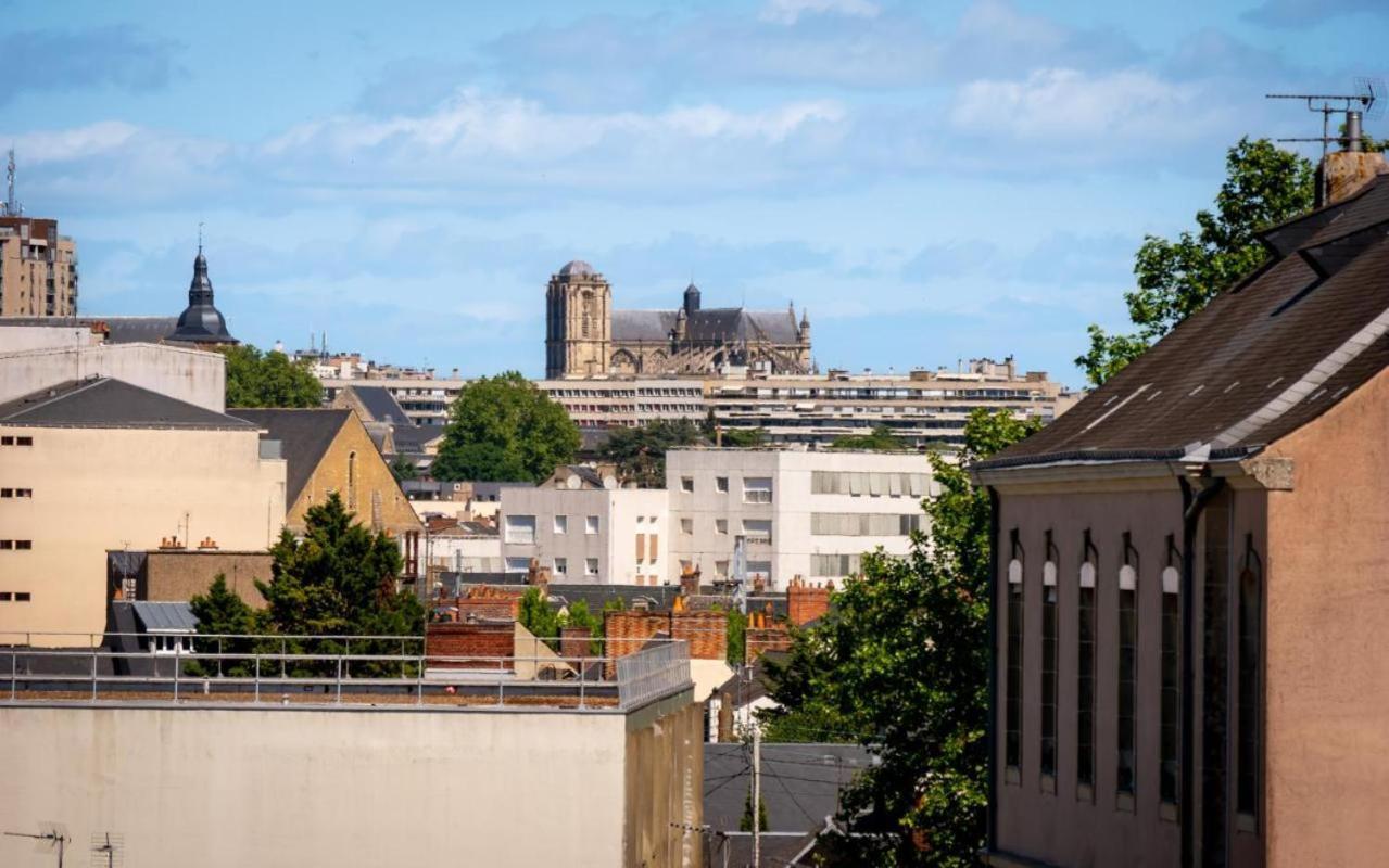 Le Luxury - Rooftop - Circuit - 4 Pers Apartment Le Mans Luaran gambar